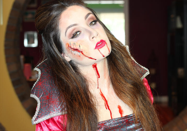 20 Best Vampire Makeup Tutorials for Halloween 2021 - How to Do Vampire  Makeup